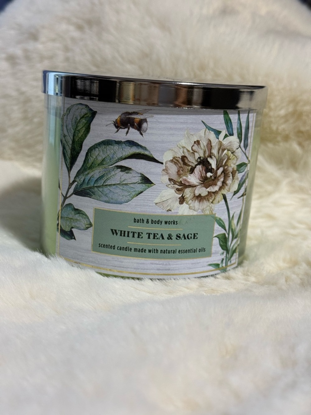 Bath & Body Works White Tea & Sage Decorative Green Floral Candle
